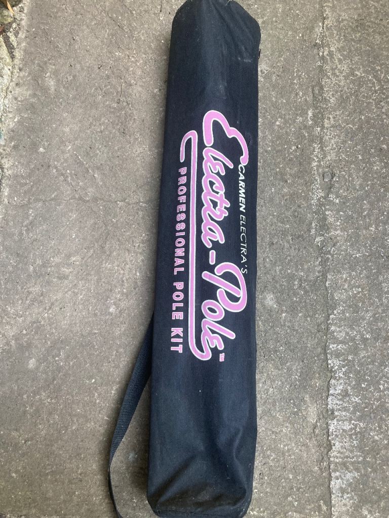 Carmen Electra Professional Pole Kit for home use and dance workouts / RRP £180