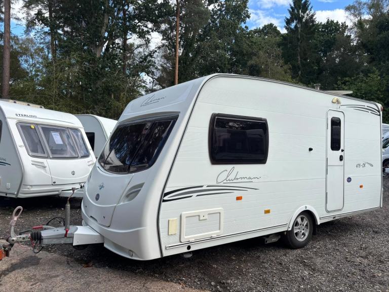 Lunar CLUBMAN 475 CK - 2008 - 2 BERTH - END WASHROOM - MOTOR MOVER - BARGAIN 