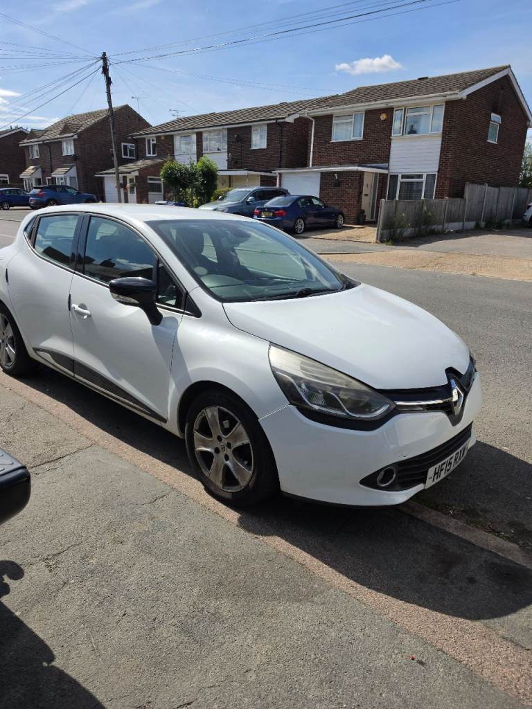 Renault, CLIO, Hatchback, 2015, Manual, 898 (cc), 5 doors