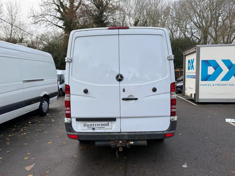2018 MERCEDES SPRINTER 2.1L DIESEL WHITE MANUAL MWB LOW ROOF PANEL VAN - 194K
