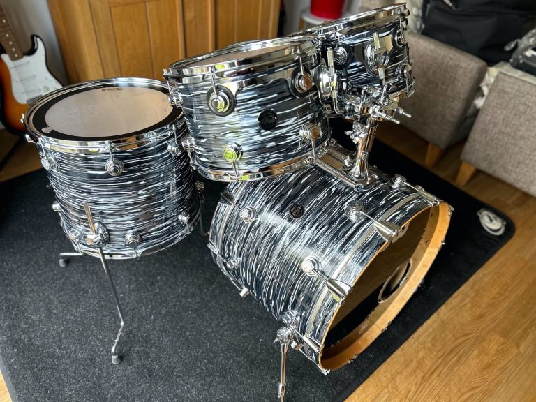 DW Drum Workshop 5-drum kit