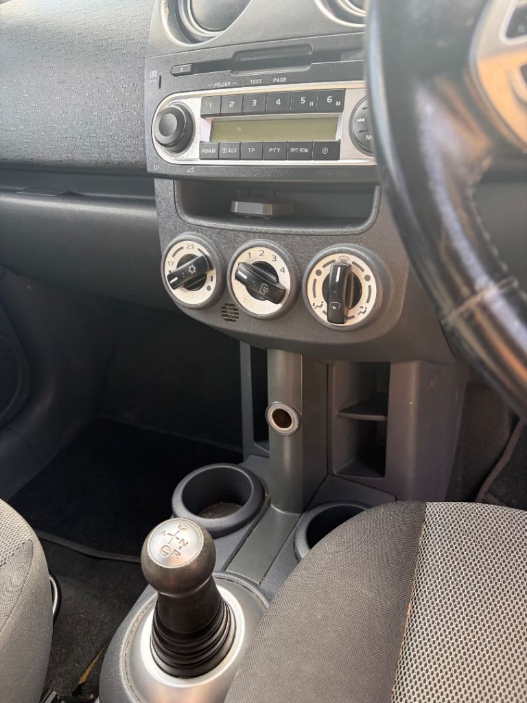 Mitsubishi, COLT, Hatchback, 2009, Semi-Auto, 1332 (cc), 5 doors