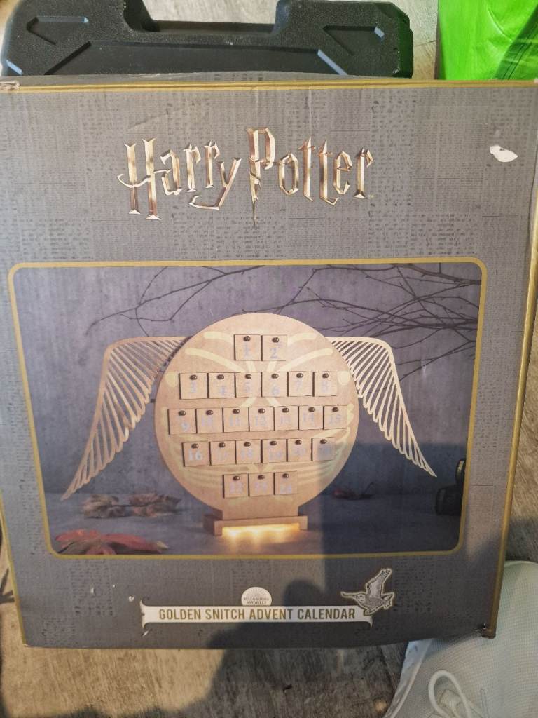Harry Potter Golden Snitch Advent Calendar – Brand New