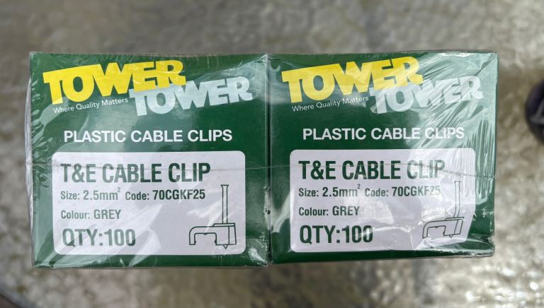 50 boxes of 2.5mm T&E cable clips
