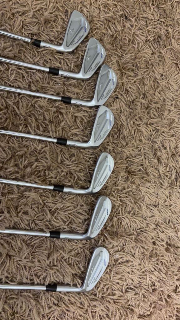 Mizuno JPX 900 Tour Irons