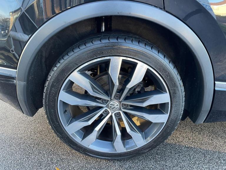 2020 Volkswagen Tiguan 1.5 TSI EVO R-Line Tech DSG Euro 6 (s/s) 5dr ESTATE Petrol Automatic