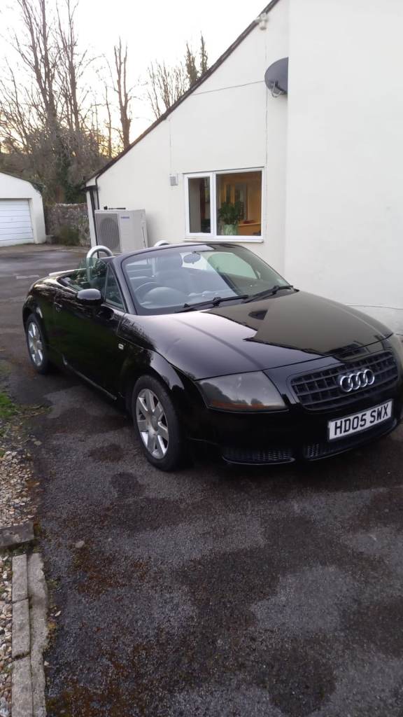 ALDI TT 1.8 CONVERTABLE, BLACK IN GOOD CONDITION ONLY 99K MILES 