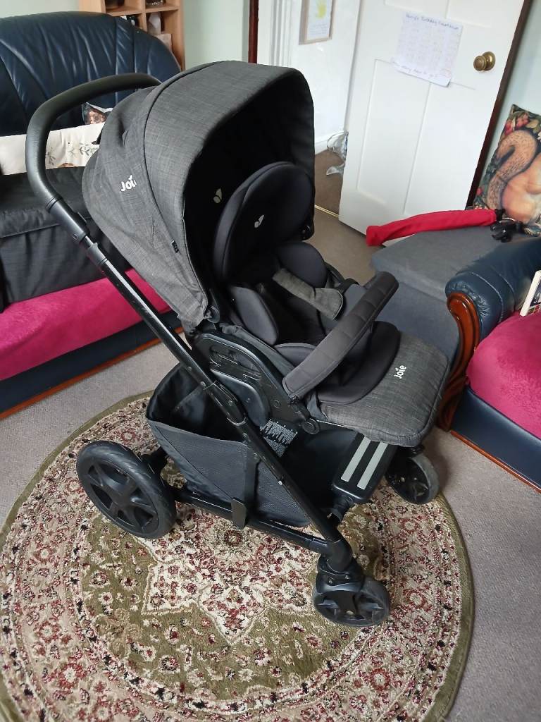 Joie Travel System- Great Condition