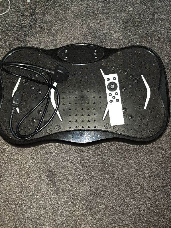 Black Vibration Plate with Remote Control – Good Condition