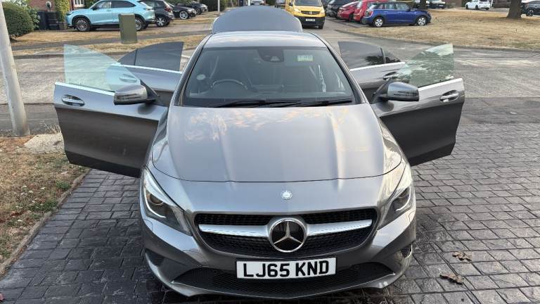 Mercedes-Benz CLA180 Sport (2015) - Low Mileage, Excellent Condition