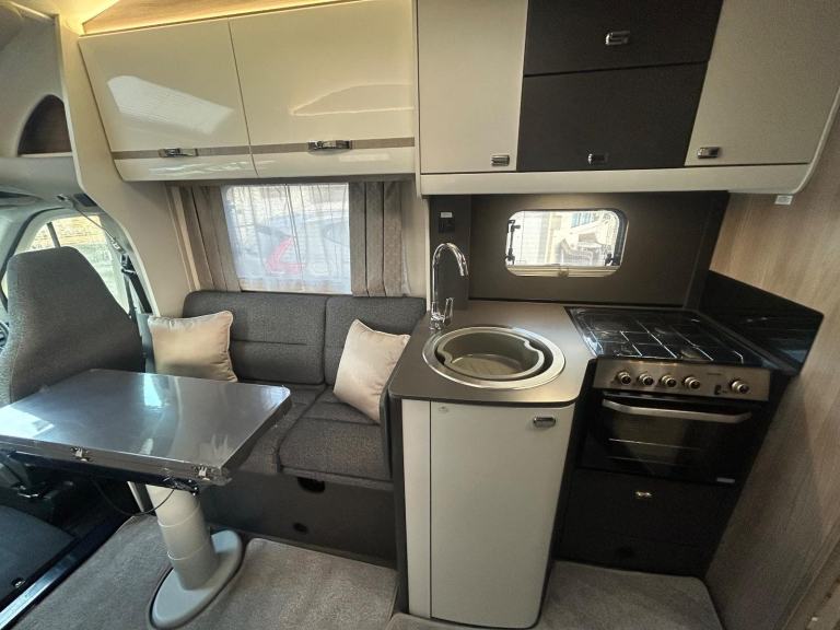 Swift Voyager 594 FORD TRANSIT 350 CAMPER L5H1 SK ECOBLUE DIESEL MANUAL 2025/25