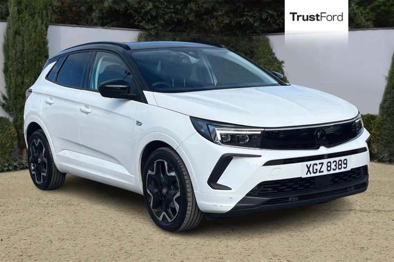 2022 Vauxhall Grandland 1.2 Turbo Ultimate 5dr HATCHBACK PETROL Manual