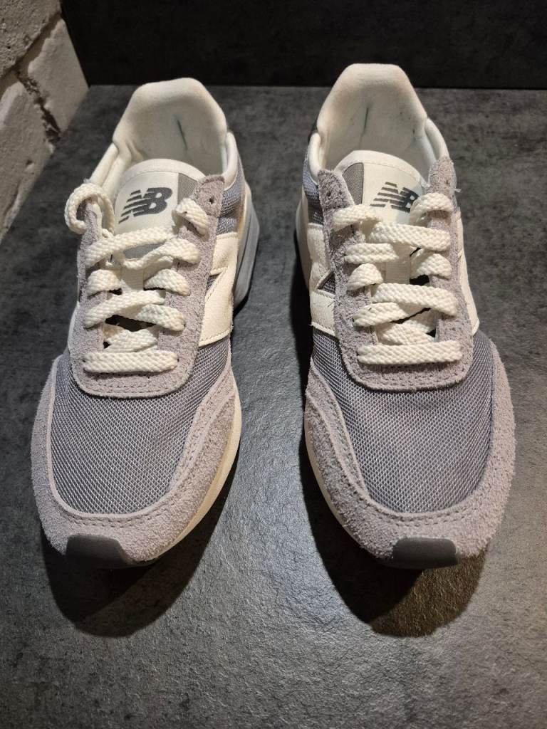 New Balance 370 Trainers – Grey, Brand New size 4 - unworn, unboxed
