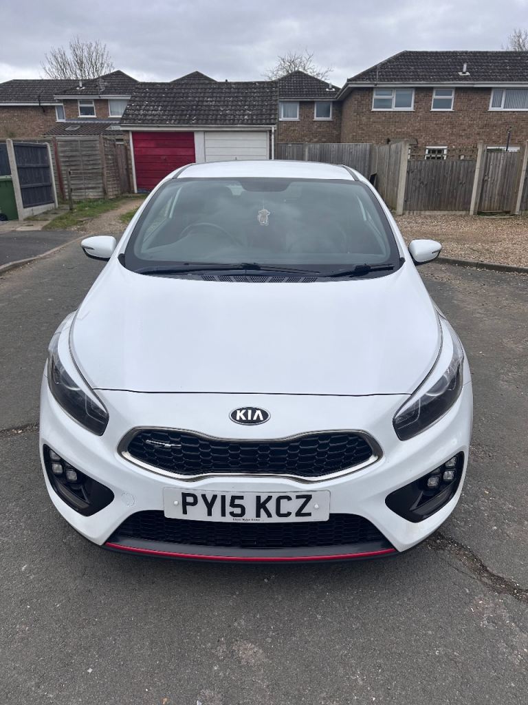 Kia, PRO CEED, Hatchback, 2015, Manual, 1591 (cc), 3 doors