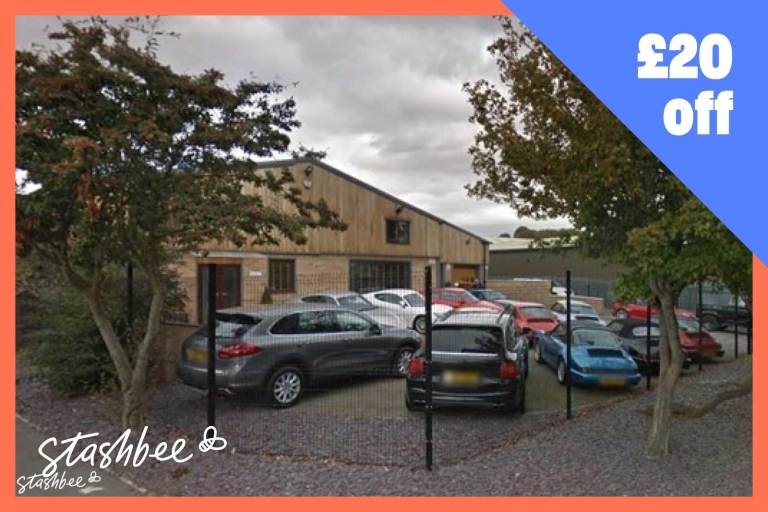 Lock-up to rent in Malton (YO17) | Stashbee