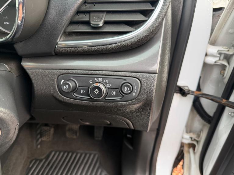 2016 Vauxhall Mokka X 1.6i Elite SUV 5dr Petrol Manual Euro 6 (s/s) (115 ps)