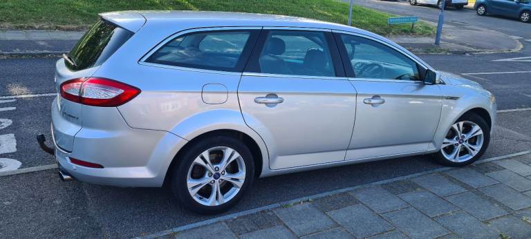 Ford Mondeo Titanium X estate 2.0 L Petrol 2010 ULEZ Free, with 124.136 miles