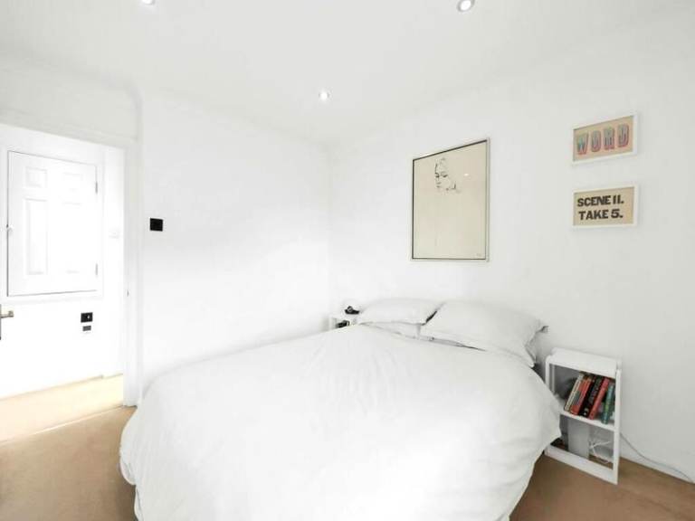 Brixton – Vibrant Living, All Included! ✨