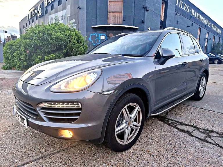 Porsche cayenne platinum edition 3.0 v6 diesel tiptronic auto 2012 