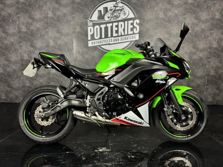 Kawasaki Ninja 650 KRT