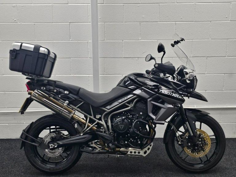 TRIUMPH TIGER 800 XRX ABS ** Top Box - May 2026 MOT - Delkavic Exhaust **