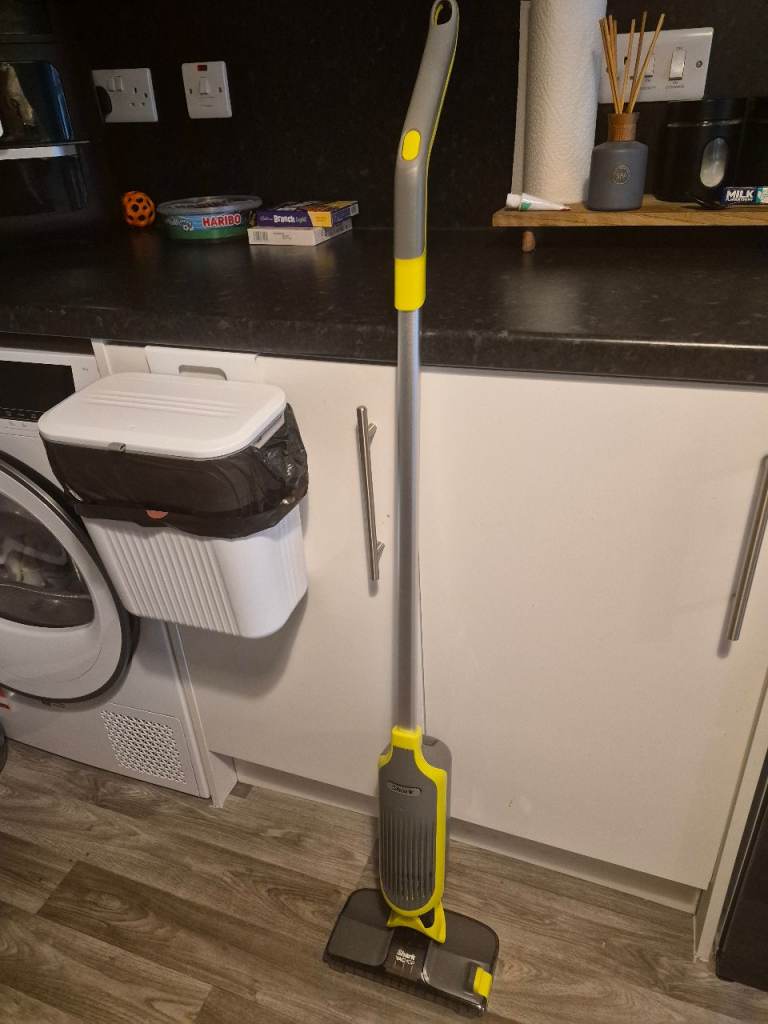 Only used a couple of times, still has 3 of the pads with it.