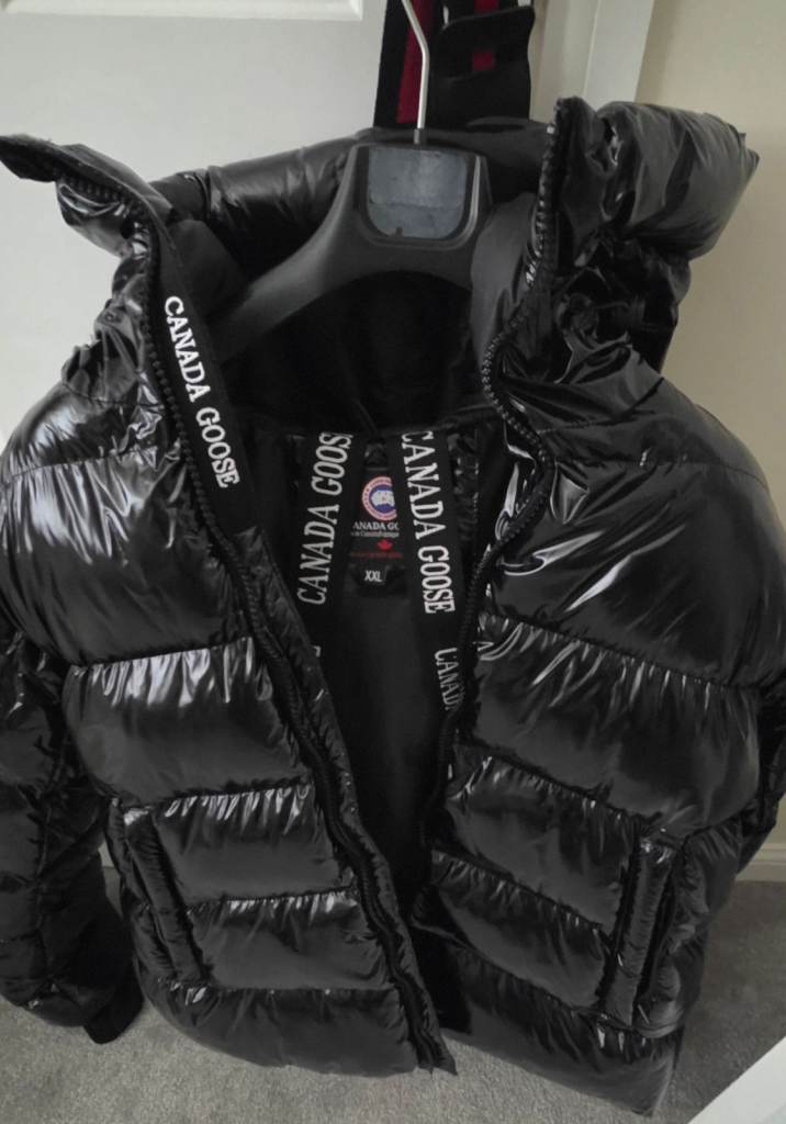Canada Goose Black Puffer Jacket XXL – Good Condition