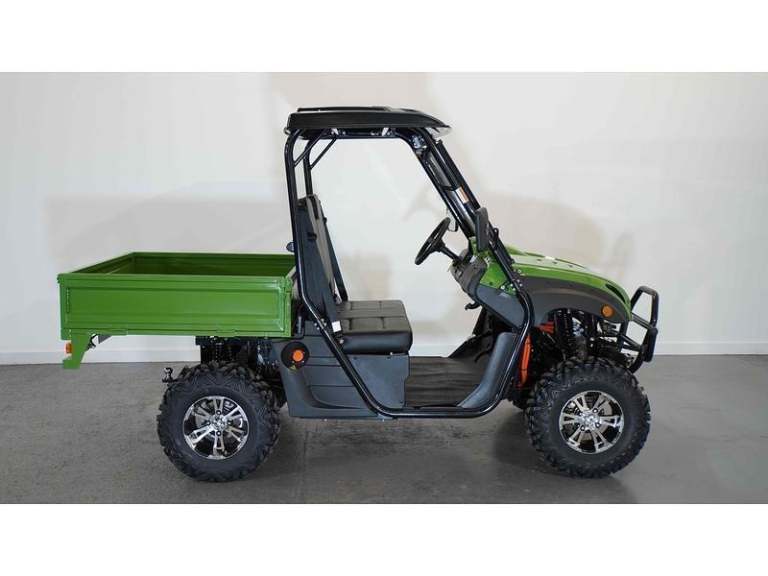 Electric Wheels Nipper Lite 4x4 UTV Gator