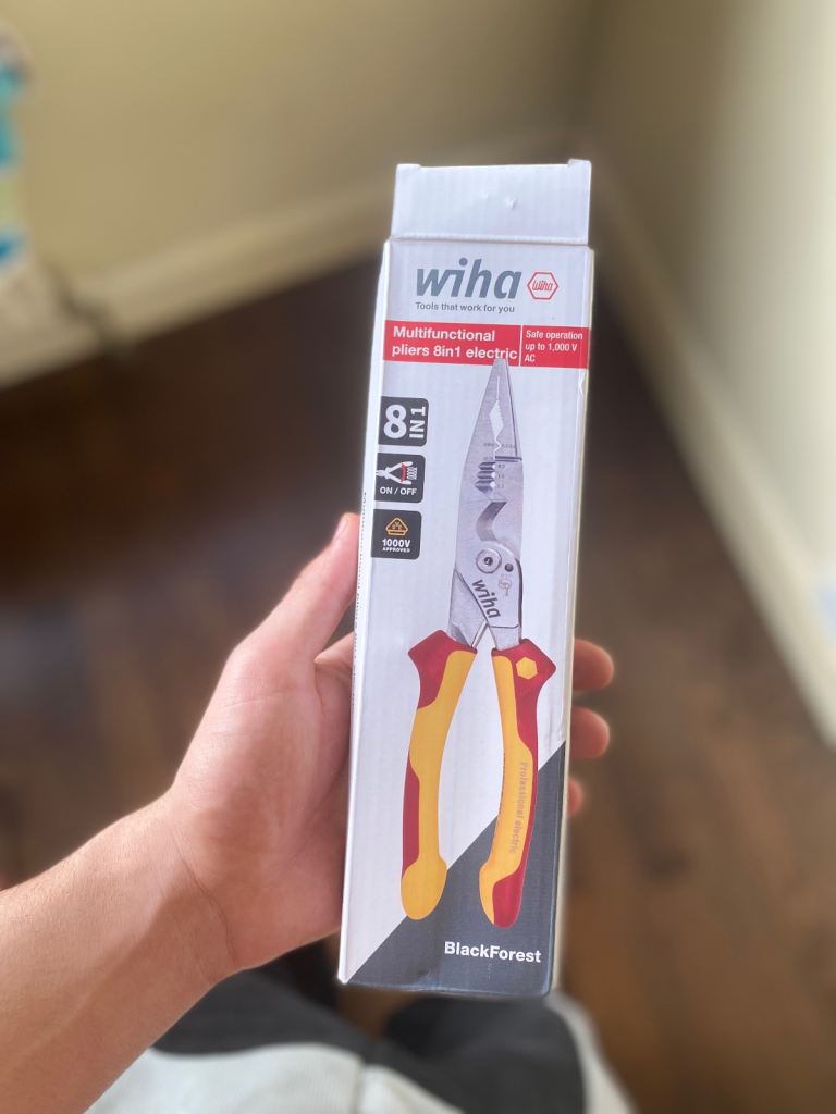 image for Wiha 8-in-1 Electrician Pliers – VDE 1000V Insulated – Brand New £36.50 or best offer 