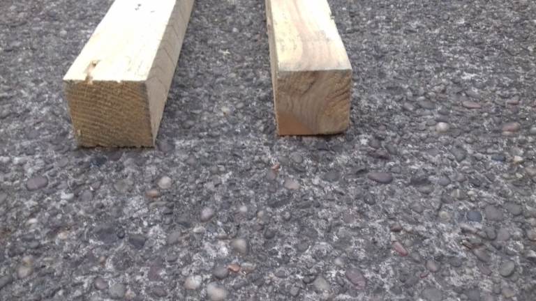 POSTS  70 X 70 X 2400