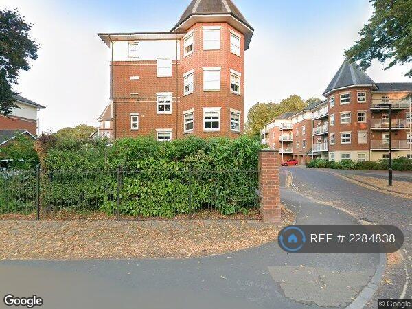2 bedroom flat in Rollesbrook Gardens, Southampton, SO15 (2 bed) (#2284838)