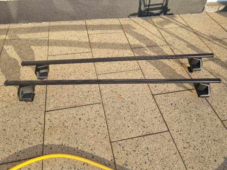 Thule roof bars - for MK2 Ford S-Max