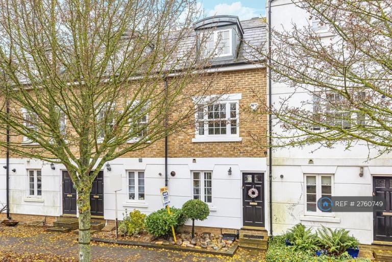 4 bedroom house in Fennel Close, Maidstone, ME16 (4 bed) (#2760749)