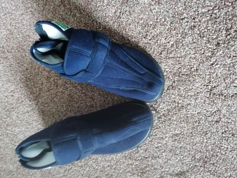 image for Great Christmas slippers