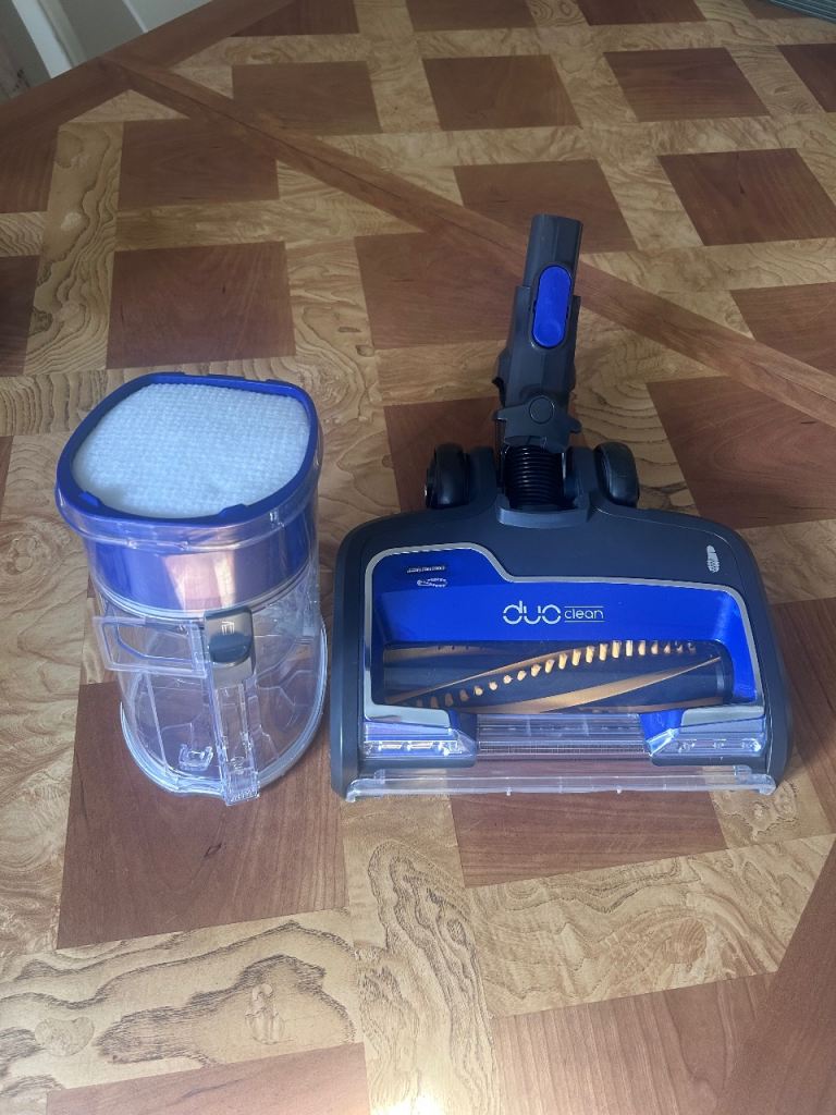 New Shark dust cup & floor head 