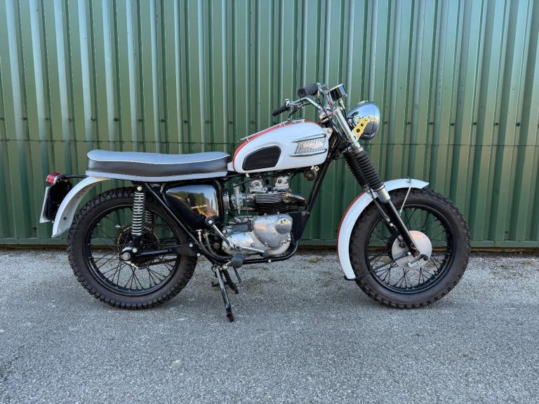 Triumph Trophy 500 T100C Evocation 1970 Classic Project Runs and Rides Well