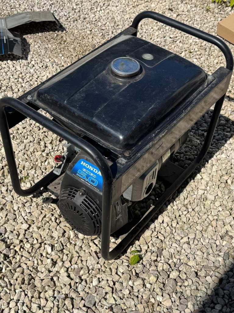 Honda Medusa Professional 2400 petrol generator GC160 5.0