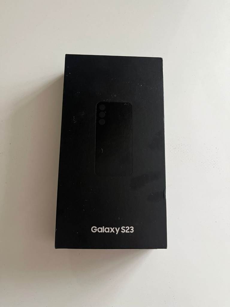Samsung Galaxy S23 5g 128gb £220 unlocked with warranty