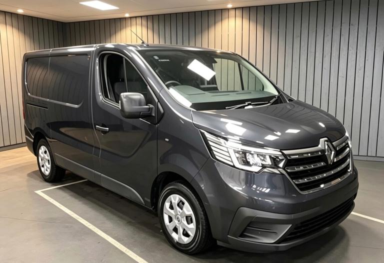 2023 Renault Trafic SL28 Blue dCi 130 Business+ Van PANEL VAN Diesel Manual