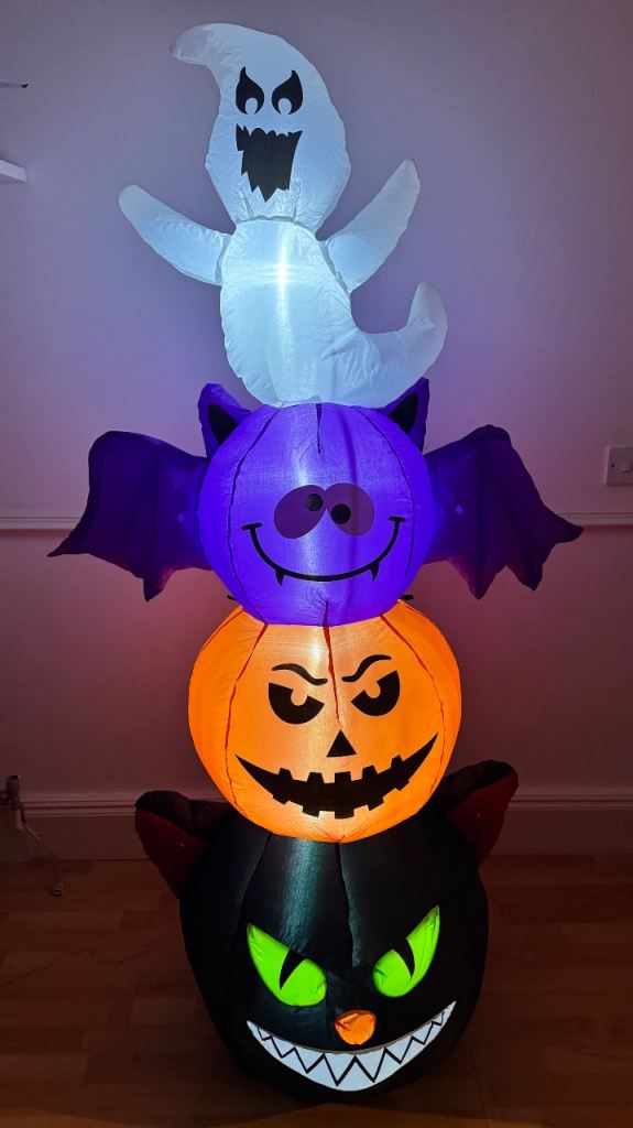 6ft Light-Up Inflatable Halloween Decoration – Ghost, Bat, Pumpkin & Cat