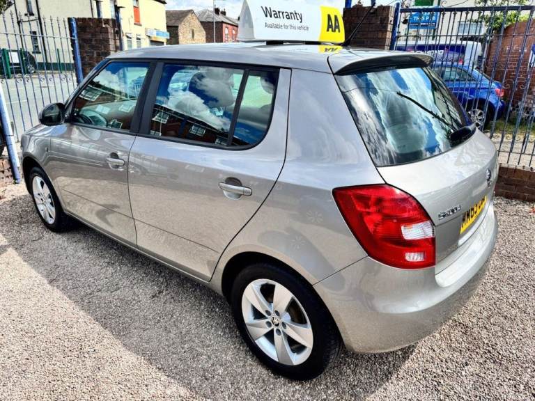 Skoda, FABIA, Hatchback, 2010, Manual, 1197 (cc), 5 doors