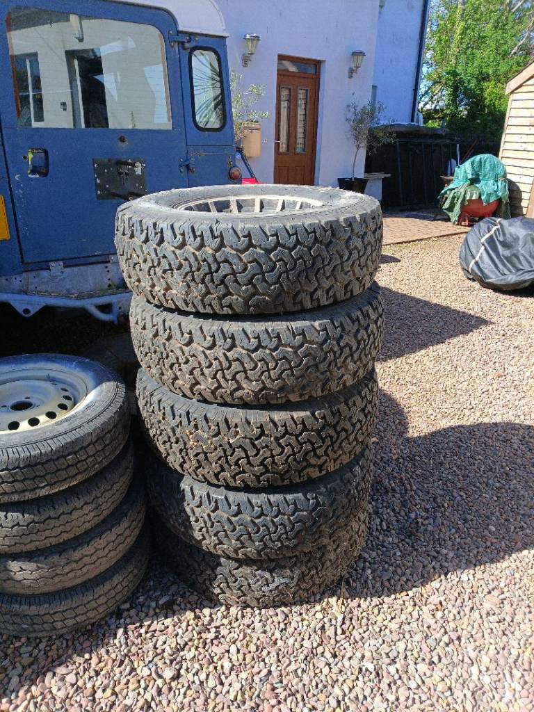 Free 5x landrover tyres 