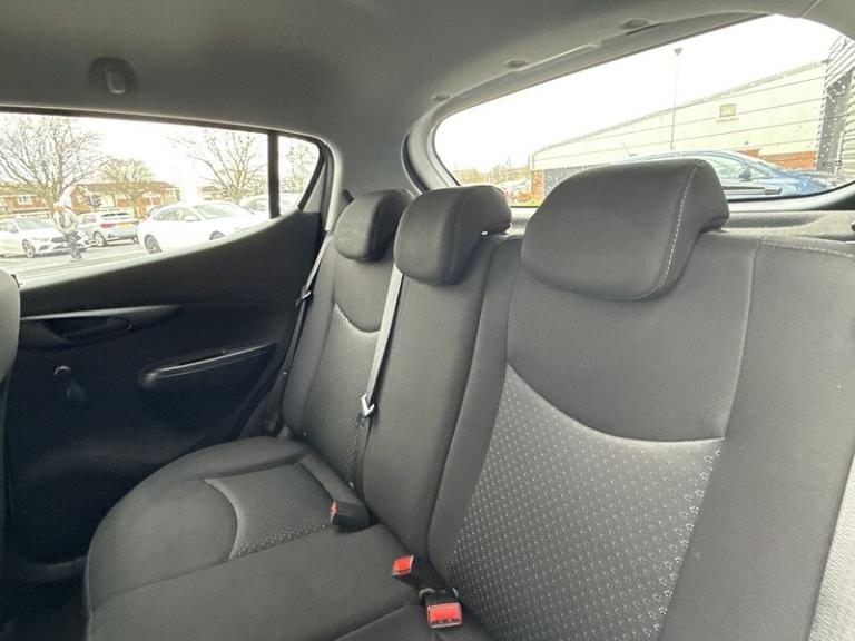 2016 Vauxhall Viva 1.0 SE 5dr [A/C] HATCHBACK PETROL Manual