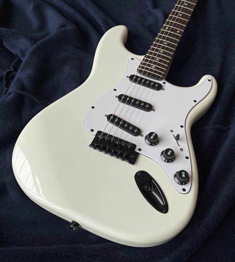 Fender Stratocaster style electric guitar - fully sorted and ready to play - see pics.
