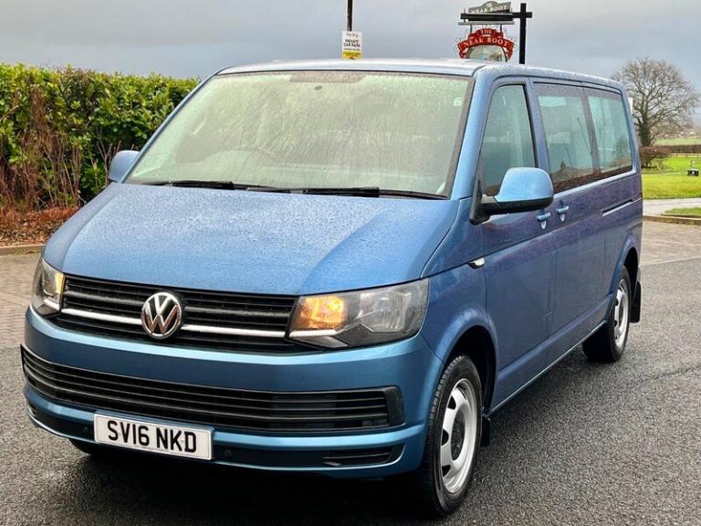Volkswagen Transporter T30 TDI SHUTTLE S BMT LWB 9 SEATER