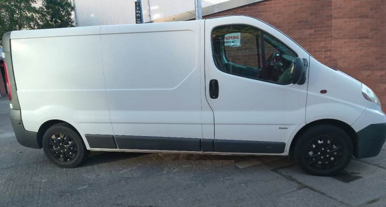 Opel Vivaro 2010 2.0L van/camper