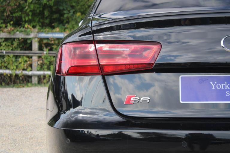  Audi S6 Saloon 4.0 TFSI V8 Black Edition S Tronic quattro Euro 6 (s/s) 4dr Petrol Automatic
