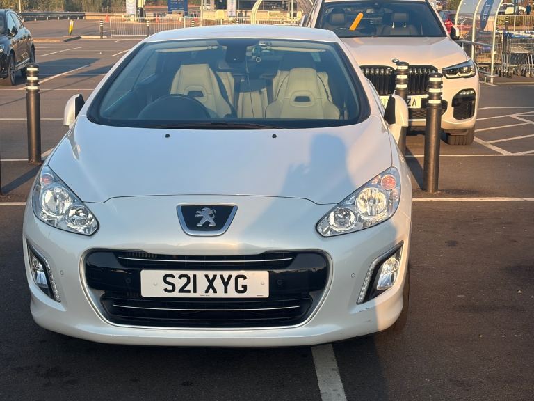 Peugeot, 308, Convertible, 2013, Manual, 1598 (cc), 2 doors