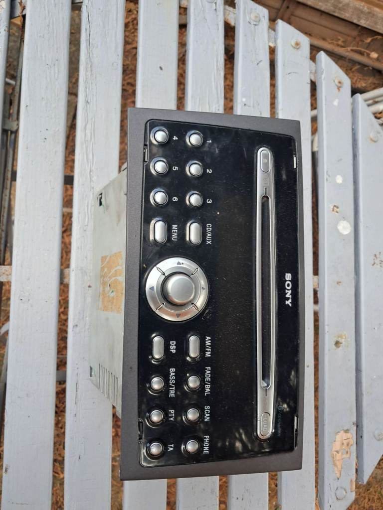 Ford Mondeo mk3 Sony car radio 