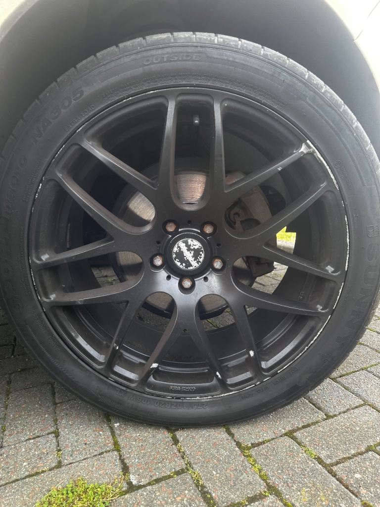 Exile-r Alloy wheel and tyre 20” x 8.5” ET45 Black
